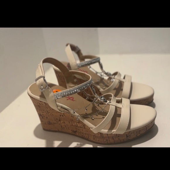 Jellypop Wedge Sandals - Picture 3 of 6